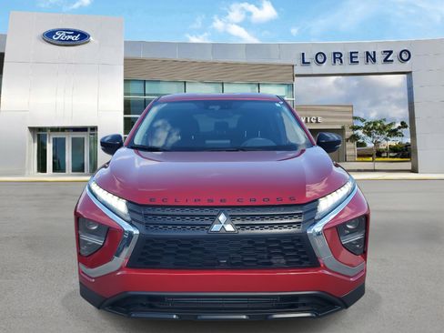 Used 2022 Mitsubishi Eclipse Cross LE image 2
