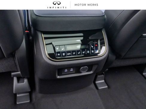New 2027 INFINITI QX80 Sensory w/ Sport Exterior Package AWD/4WD image 21