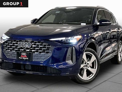 Used 2025 Audi Q5 Premium Plus AWD/4WD image 1