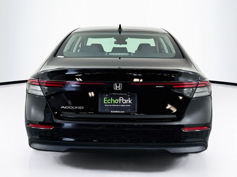 Used 2023 Honda Accord EX image 7