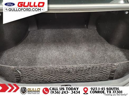 Used 2018 Toyota Camry XSE image 10