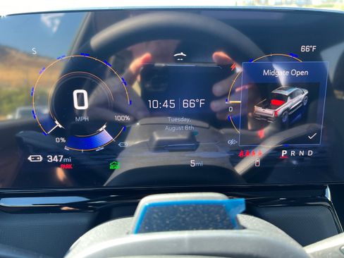 New 2024 Chevrolet Silverado EV RST image 11