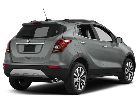 Used 2019 Buick Encore Essence FWD image 2