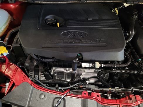 Used 2018 Ford Escape SEL AWD/4WD image 30