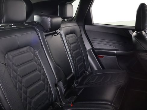 Used 2023 Ford Escape Platinum w/ Premium Technology Package image 34