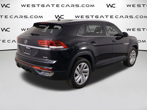 Used 2022 Volkswagen Atlas Cross Sport SE AWD/4WD image 46
