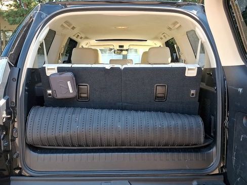 Certified 2023 Lexus GX 460 Premium w/ Premium Package AWD/4WD image 29