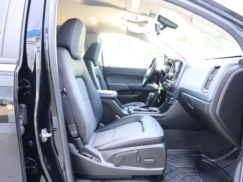 Used 2019 Chevrolet Colorado Z71 AWD/4WD image 34