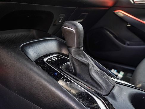 Certified 2023 Toyota Corolla SE w/ SE Premium Package FWD image 20