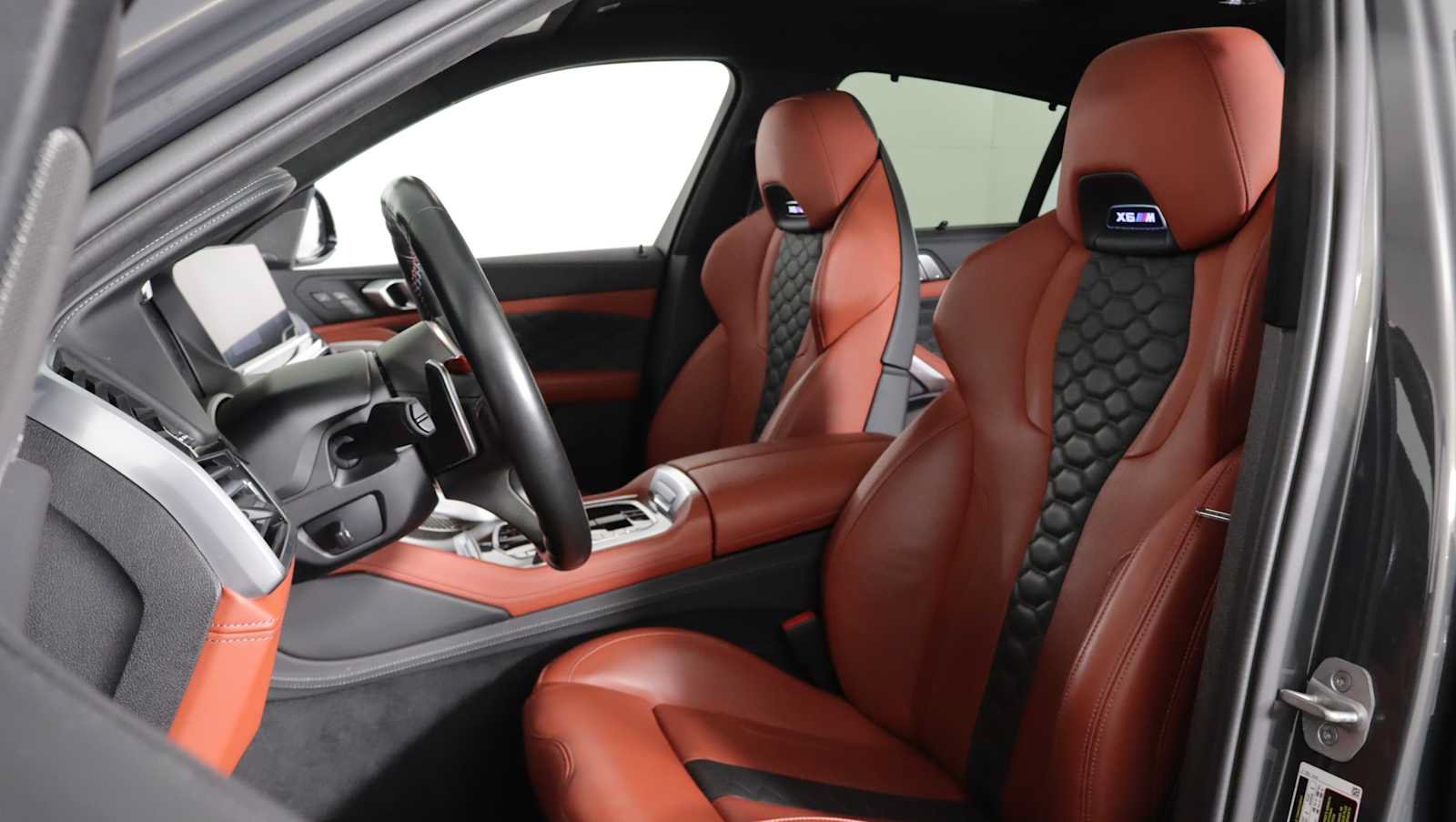 Used 2022 BMW X6 M w/ Competition Package AWD/4WD image 12