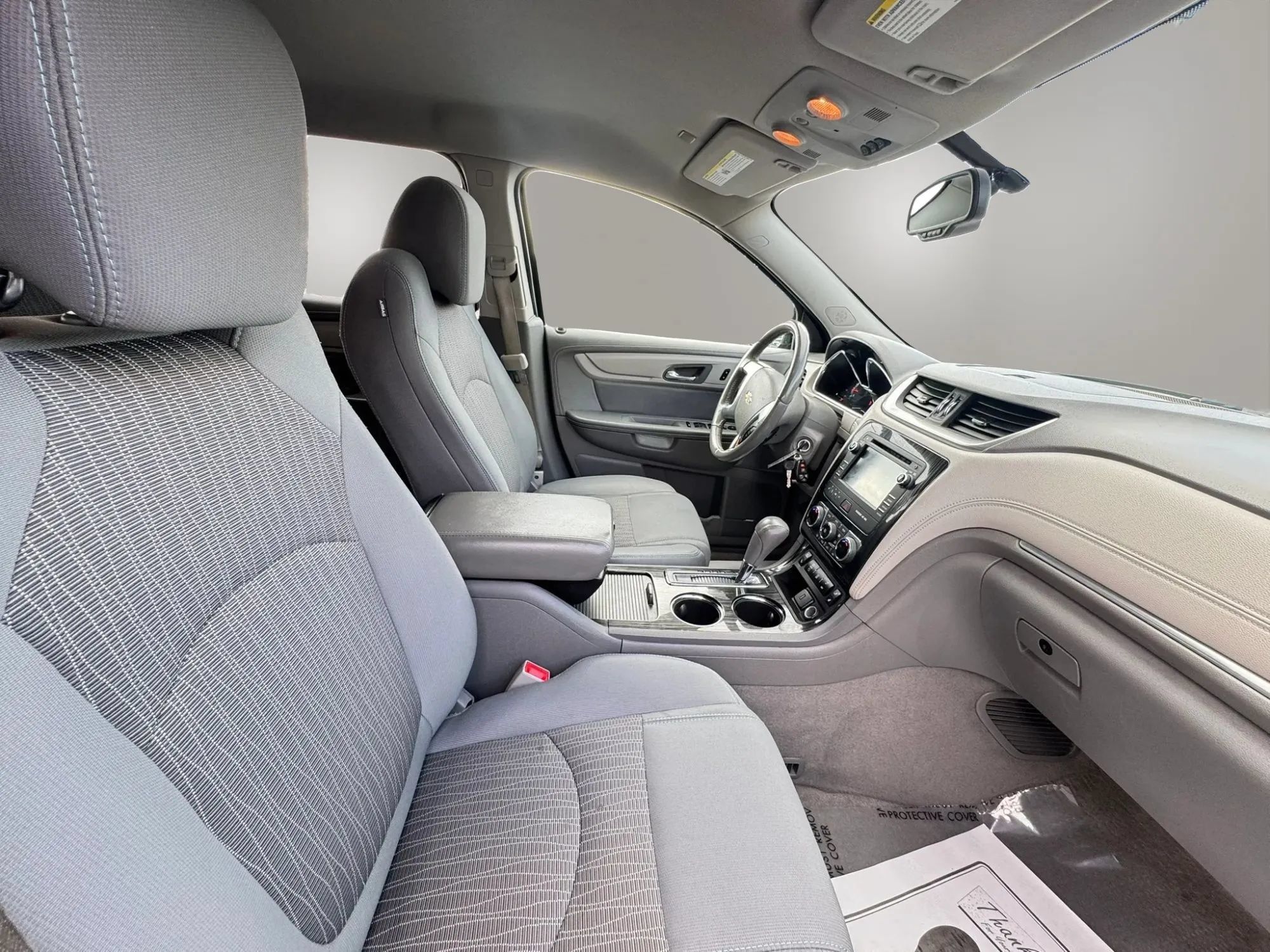Used 2017 Chevrolet Traverse LT FWD image 17
