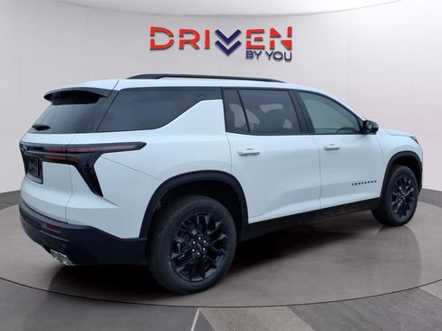 New 2026 Chevrolet Traverse LT w/ Midnight/Sport Edition image 5