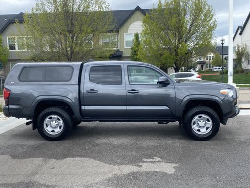Used 2023 Toyota Tacoma SR image 7