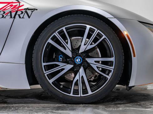 Used 2015 BMW i8 image 16