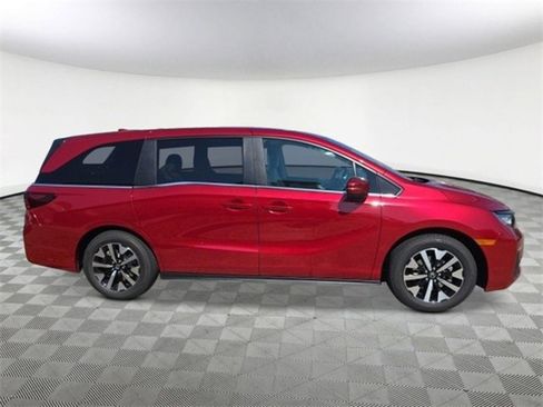 New 2026 Honda Odyssey EX-L image 7