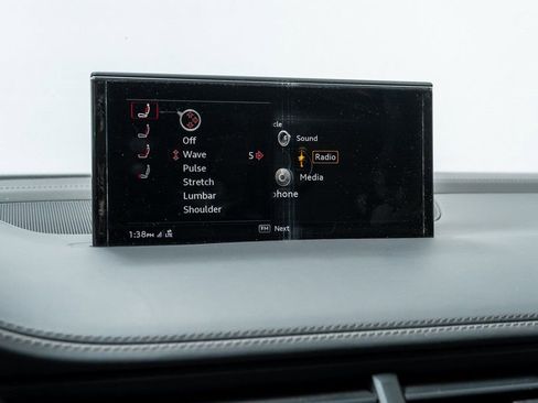 Used 2019 Audi Q7 3.0T Prestige image 18