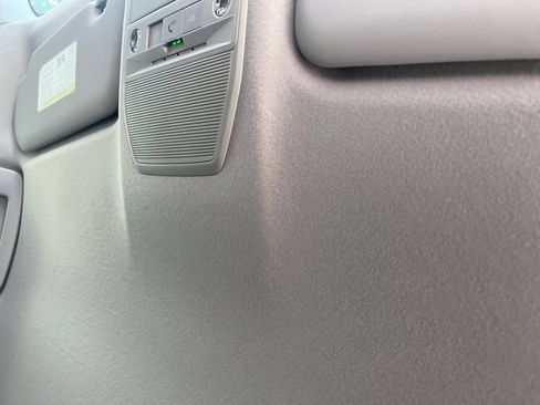 Certified 2026 Nissan Kicks SR FWD image 19