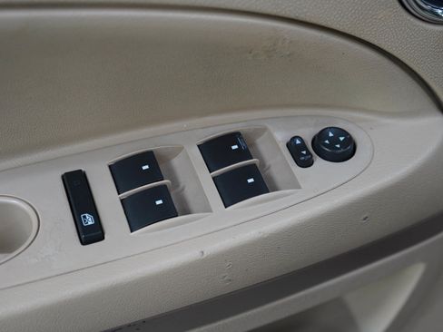 Used 2009 Chevrolet HHR LT FWD image 20