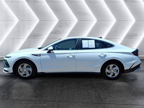 Used 2025 Hyundai Sonata SE FWD image 2