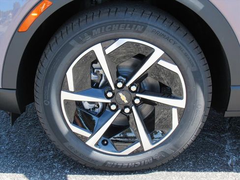 New 2026 Chevrolet Equinox EV LT image 7