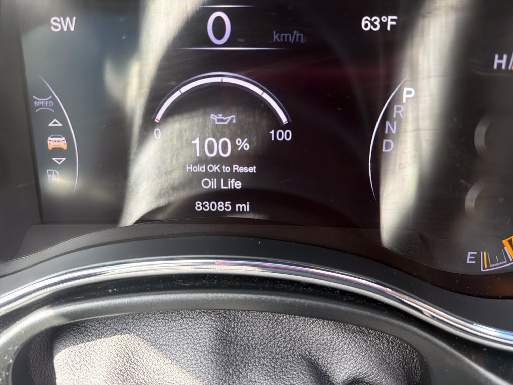 Used 2019 Jeep Grand Cherokee Limited AWD/4WD image 16