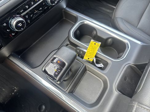 Used 2023 GMC Sierra 1500 SLT w/ SLT Premium Package image 24