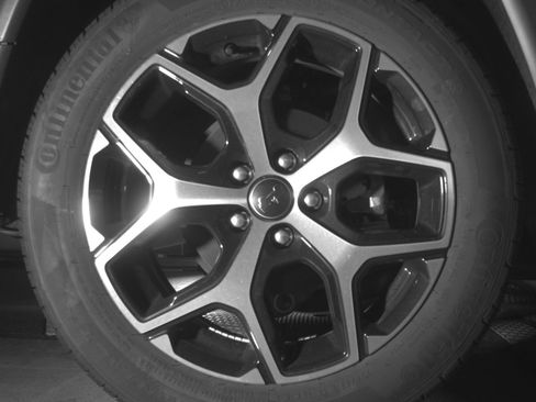 Used 2025 Jeep Compass Limited image 15