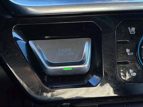 Used 2022 GMC Sierra 1500 Denali w/ Denali Reserve Package image 18