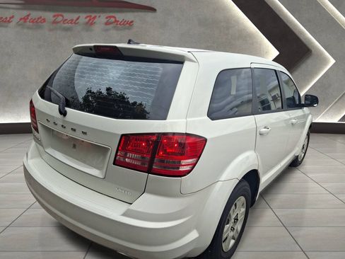 Used 2012 Dodge Journey American Value Package w/ Flexible Seating Group FWD image 11