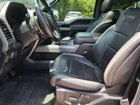 Used 2018 Ford F150 Raptor w/ Equipment Group 802A Luxury AWD/4WD image 19