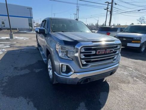 Used 2020 GMC Sierra 1500 SLT w/ SLT Premium Package image 4
