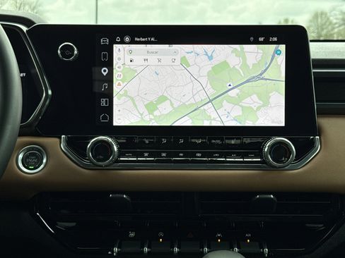 Used 2026 GMC Canyon AT4 image 21