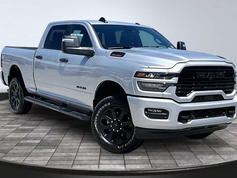 Certified 2026 RAM 2500 Big Horn AWD/4WD image 38
