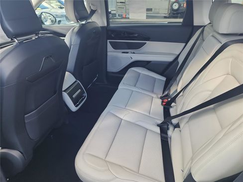 New 2026 Lincoln Nautilus Premier image 16