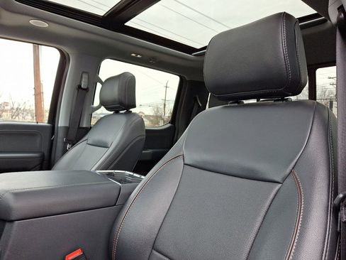 Used 2024 Ford F250 Lariat w/ Lariat Ultimate Package image 23