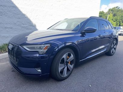 Used 2022 Audi e-tron Premium Plus w/ Premium Plus Package
