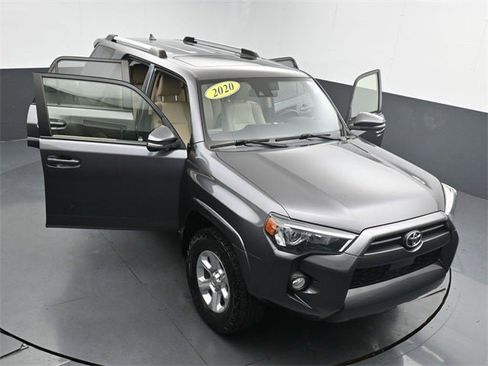 Used 2020 Toyota 4Runner SR5 Premium image 32