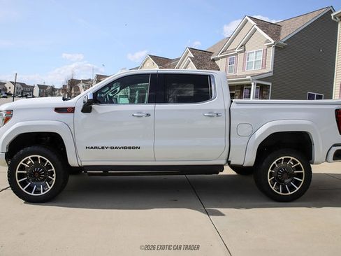 Used 2021 GMC Sierra 1500 SLT w/ SLT Premium Plus Package AWD/4WD image 3