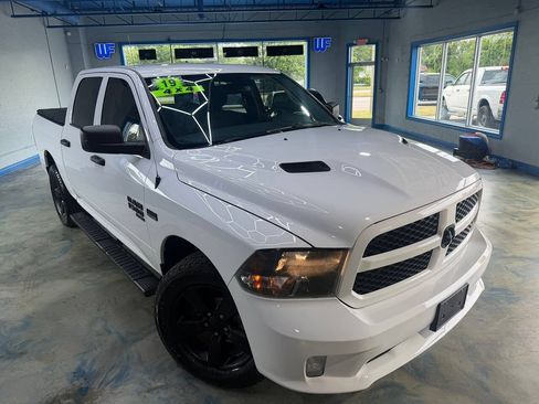 Used 2019 RAM 1500 Express w/ Wheel & Sound Group AWD/4WD image 4