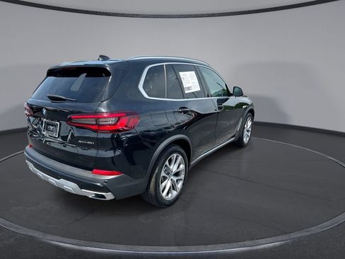 Used 2023 BMW X5 xDrive40i w/ Parking Assistance Package AWD/4WD image 11