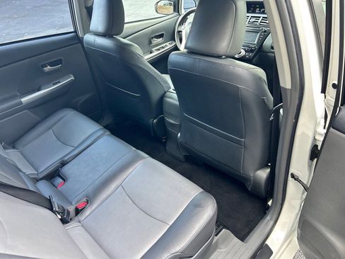 Used 2012 Toyota Prius V Two image 34