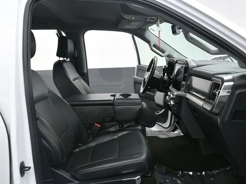 Used 2022 Ford F150 Lariat w/ Equipment Group 501A Mid image 13