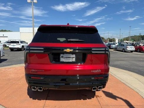 New 2026 Chevrolet Traverse High Country w/ LPO, Floor Liner Package FWD image 6