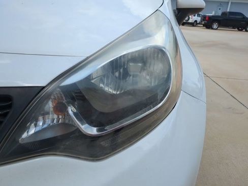 Used 2013 Kia Rio LX w/ PWR Pkg image 8