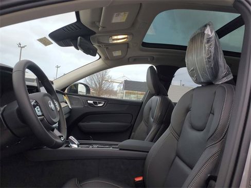 New 2026 Volvo XC60 B5 Ultra w/ Protection Package Premier image 5
