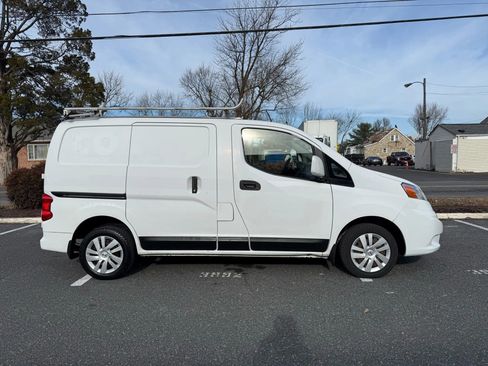 Used 2017 Nissan NV200 SV w/ Technology Package image 3