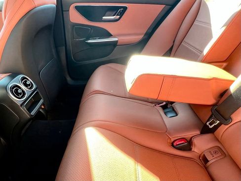 Certified 2023 Mercedes-Benz C 300 4MATIC Sedan image 21