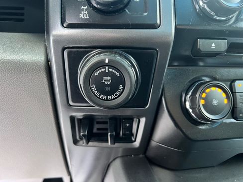 Used 2016 Ford F150 XLT w/ Equipment Group 302A Luxury image 14