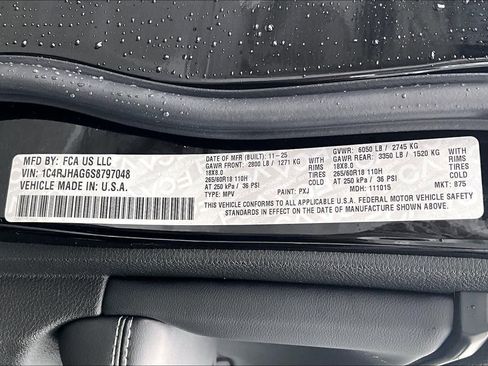 New 2025 Jeep Grand Cherokee Altitude image 25