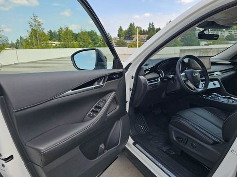 Certified 2024 INFINITI QX60 Pure image 25